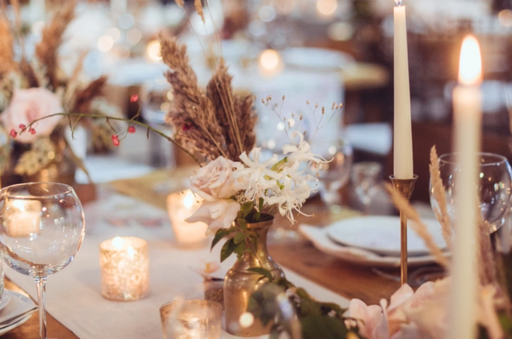 photo decoration table